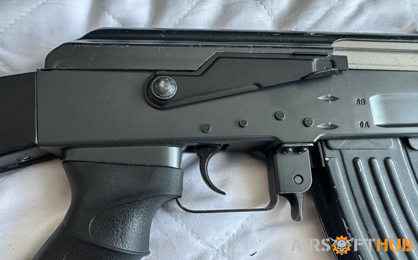 Tokyo Marui AK47 plus extras - Used airsoft equipment