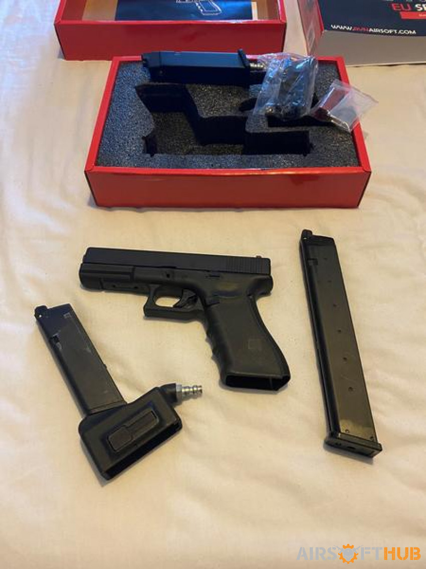 Glock 17 by Raven - Used airsoft equipment