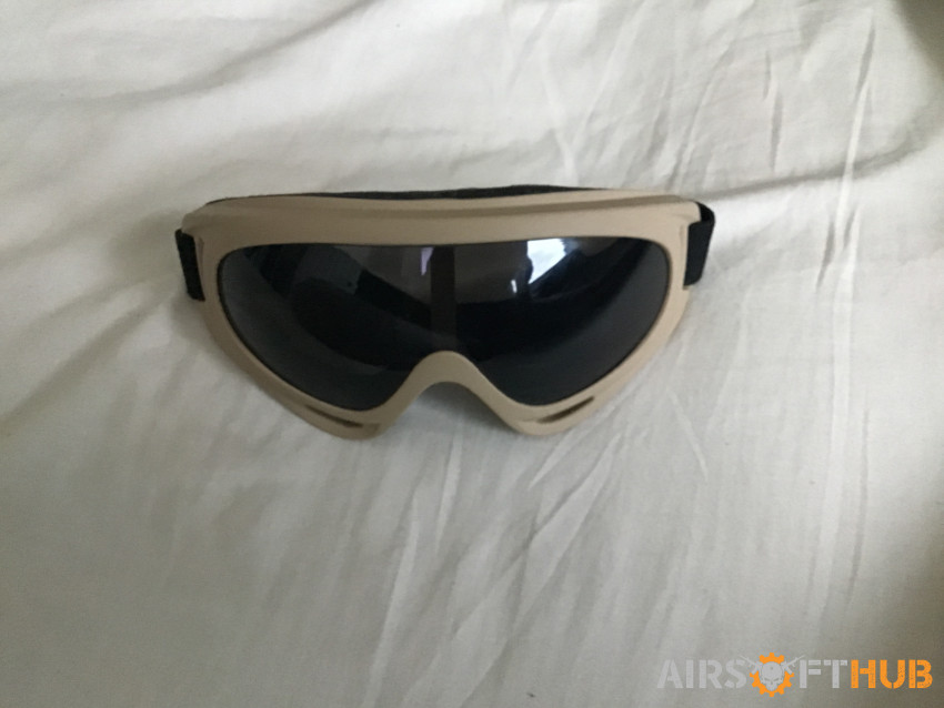 Tan goggles - Used airsoft equipment