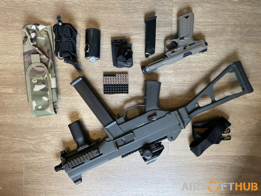 Ump45 and AAP-01 - Used airsoft equipment