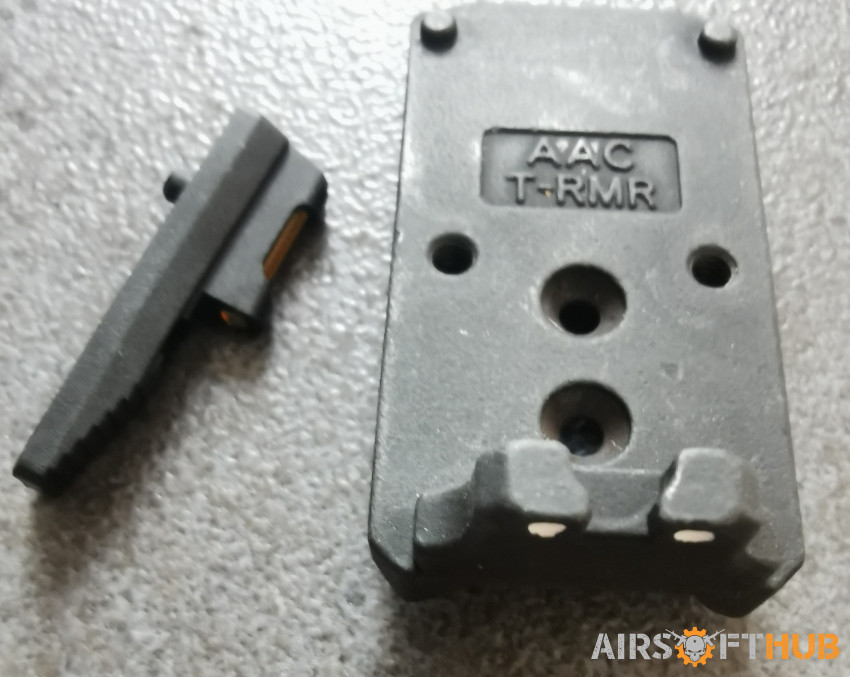 AAP-01 steel RMR Mount Plate - Used airsoft equipment