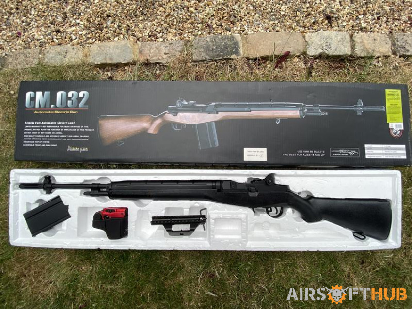 M14 Assault Rifle - Used airsoft equipment