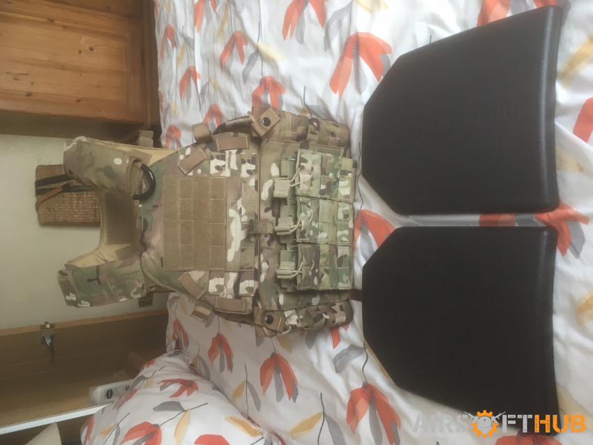 Invader Gear Vest Multicam - Used airsoft equipment
