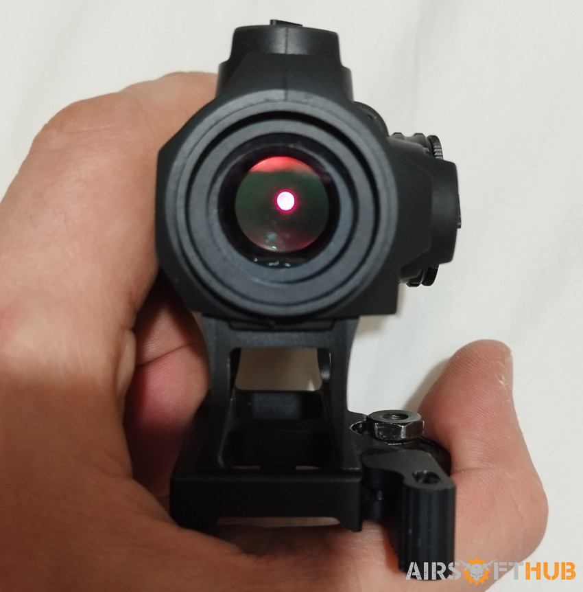 Red dot VectorOptics Maverick - Used airsoft equipment