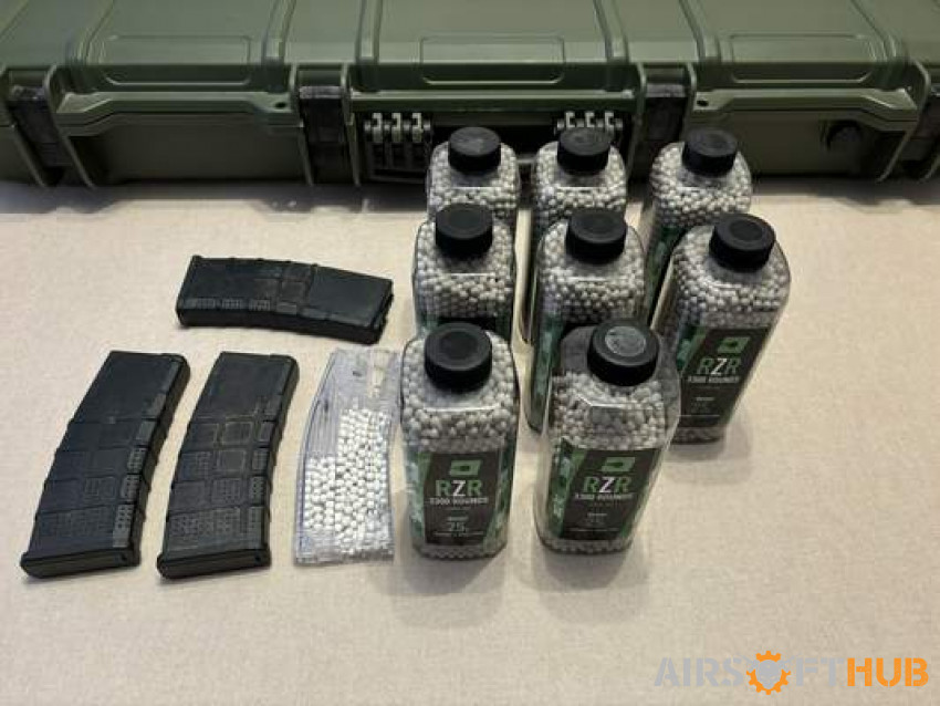 ASG HERA ARMS CQR AR-15 Bundle - Used airsoft equipment