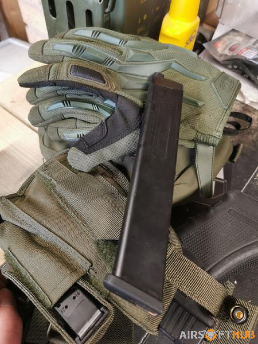 WE Glock extended magazine - Used airsoft equipment