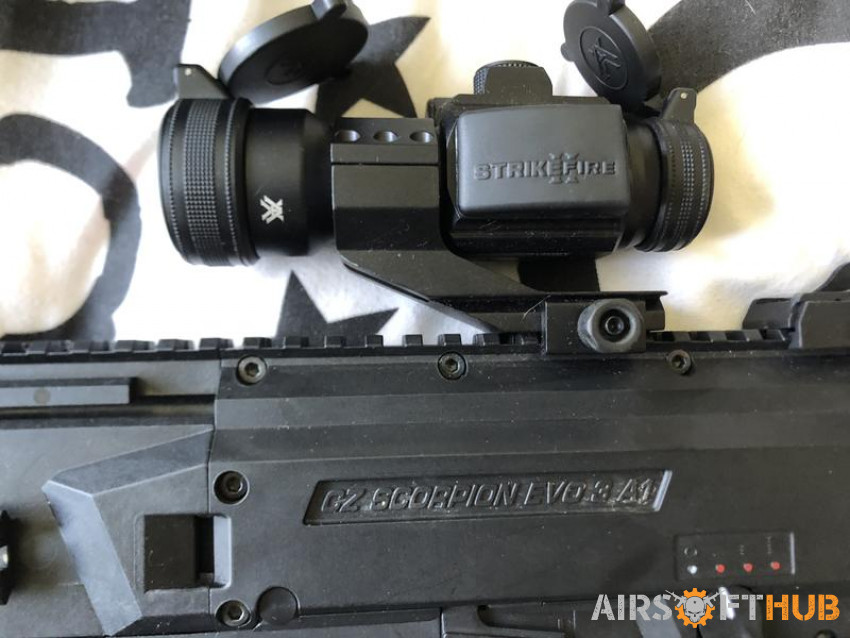 ASG SCORPION EVO LOTS OF EXTRA - Used airsoft equipment