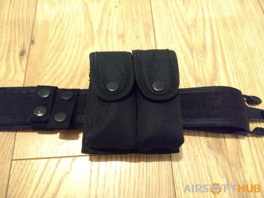 Tactical belt & Mag pouches - Used airsoft equipment