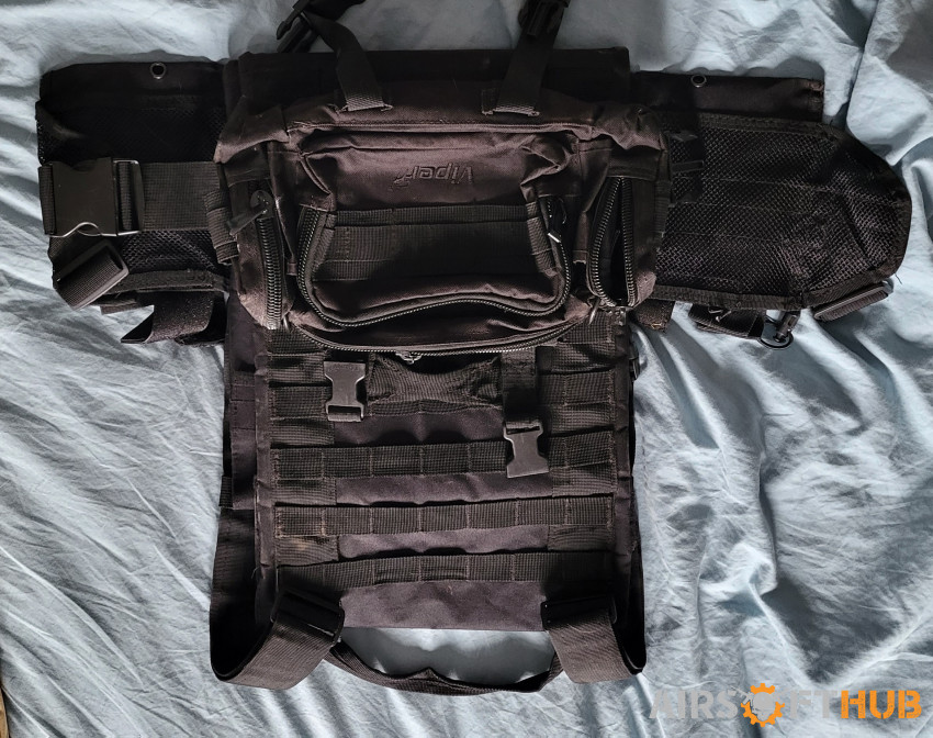 Black assault vest - Used airsoft equipment
