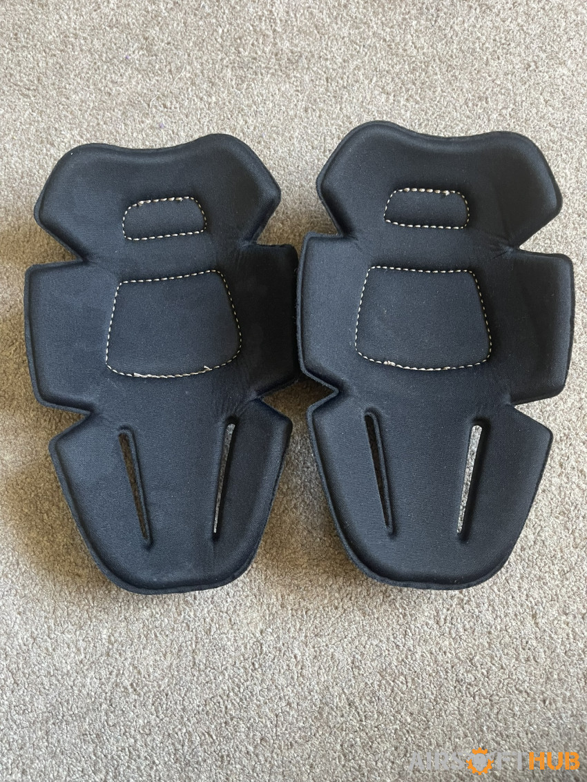 Genuine Crye Airflex Knee Pads - Used airsoft equipment