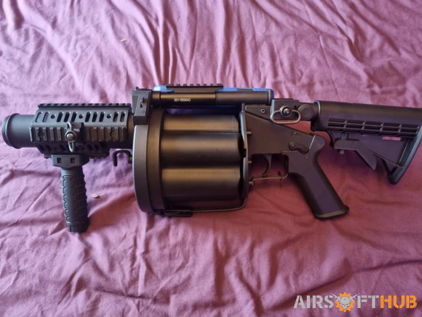 Grenade launcher - Used airsoft equipment