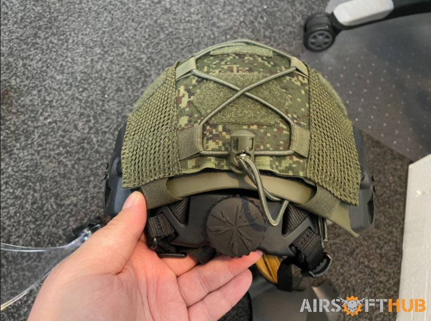 FMA PJ Fast Helmet + Extras - Used airsoft equipment