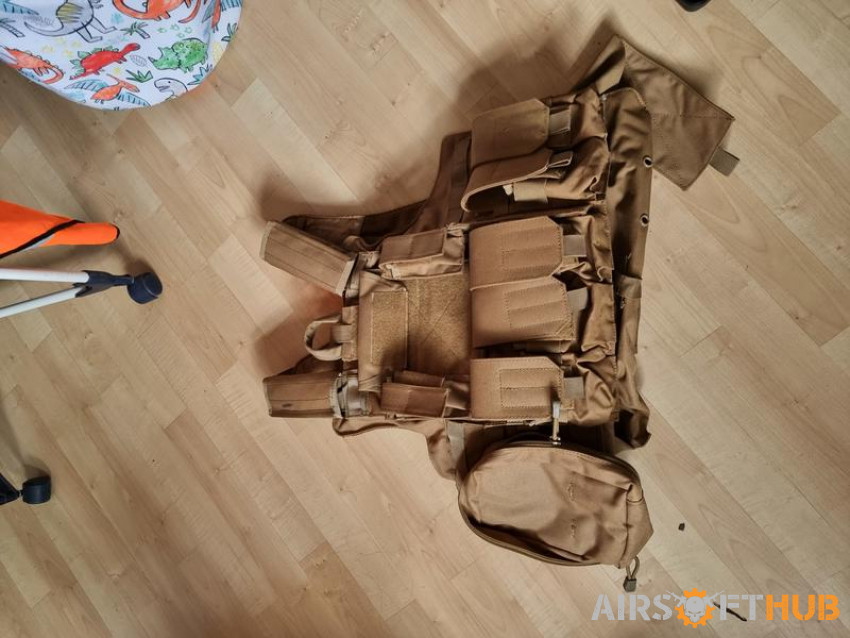 Two plate carries - Used airsoft equipment