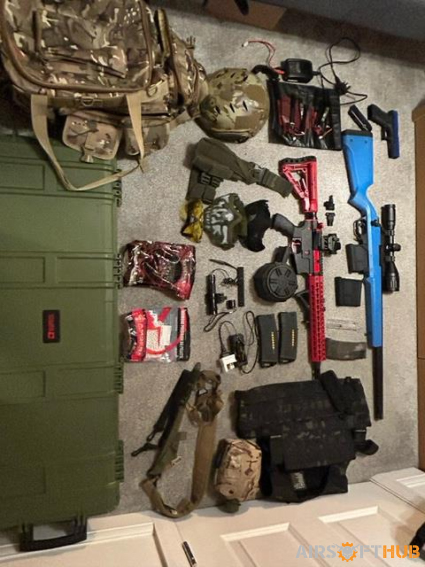Airsoftl kit and two rifles - Used airsoft equipment