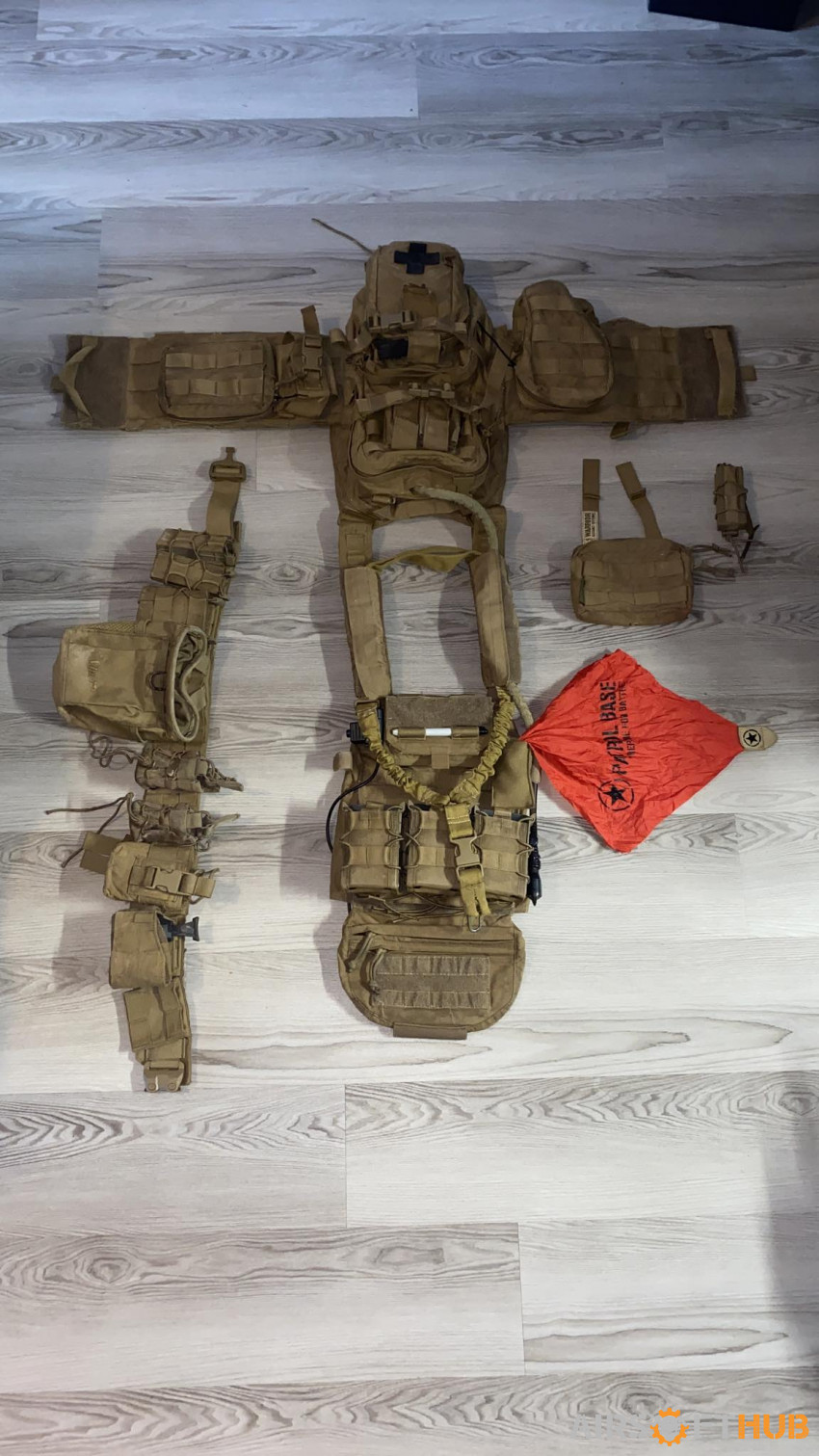 Warrior assault system + belt - Used airsoft equipment