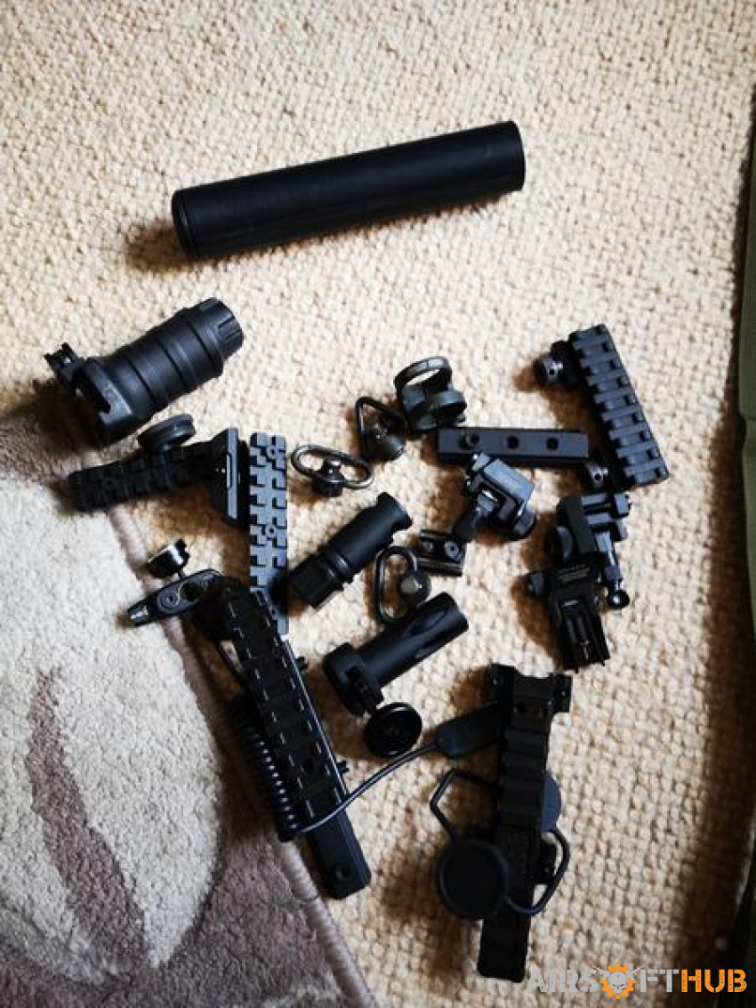 Airsoft lot *prices in ad* - Used airsoft equipment