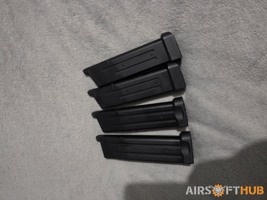 4 x Hi-Capa magazines - Used airsoft equipment