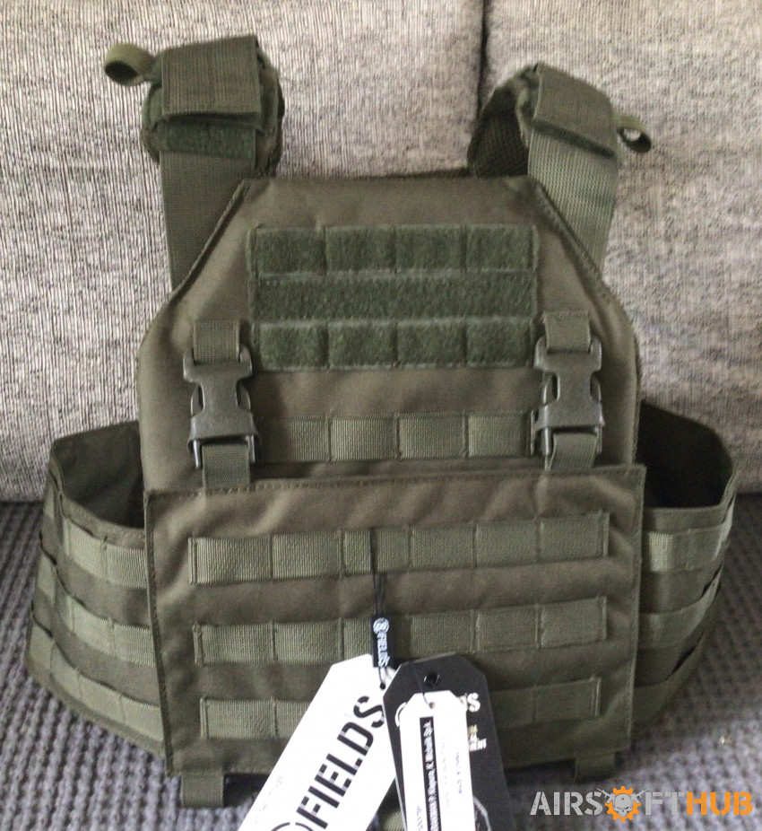 New buckle up plate carrier - Used airsoft equipment