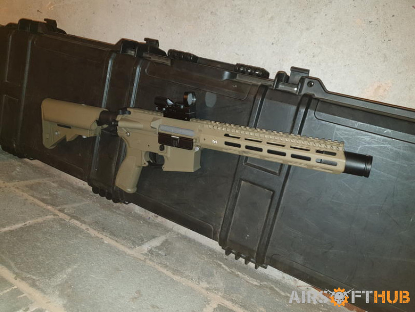 Lancer tactical LT32 M4 - Used airsoft equipment
