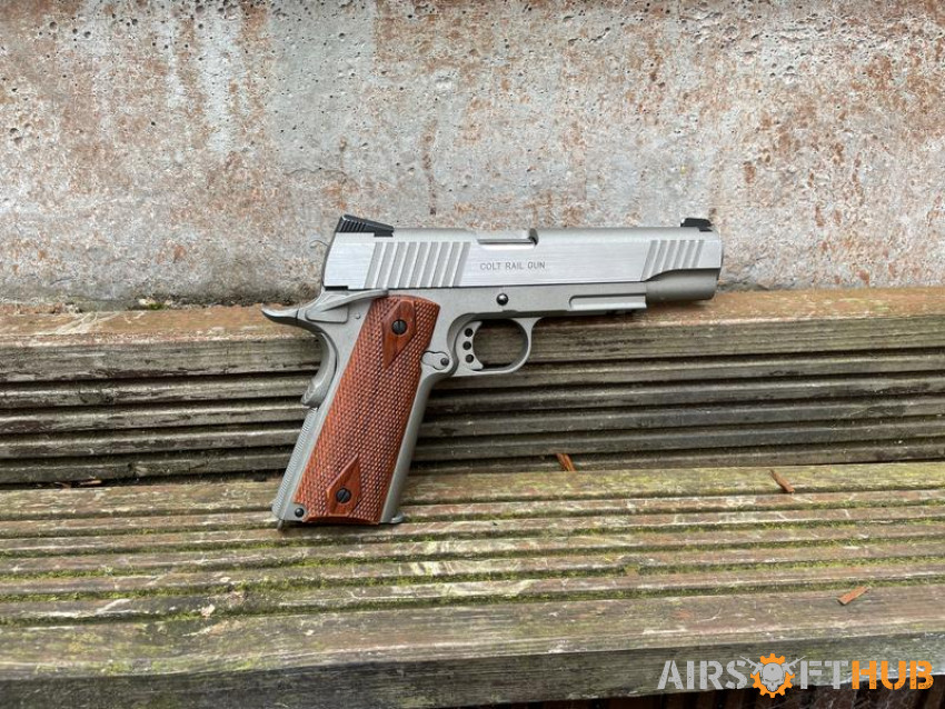 Cybergun Colt 1911 Co2 - Used airsoft equipment