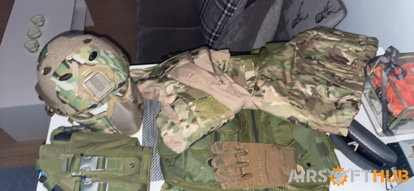 Airsoft kit - Used airsoft equipment