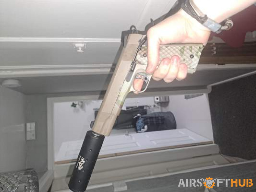 WE Raven 1911 Camoflauge(BIO) - Used airsoft equipment