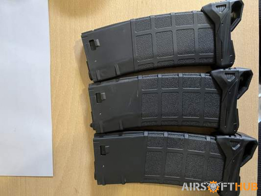 Pack of 7 mags - Used airsoft equipment