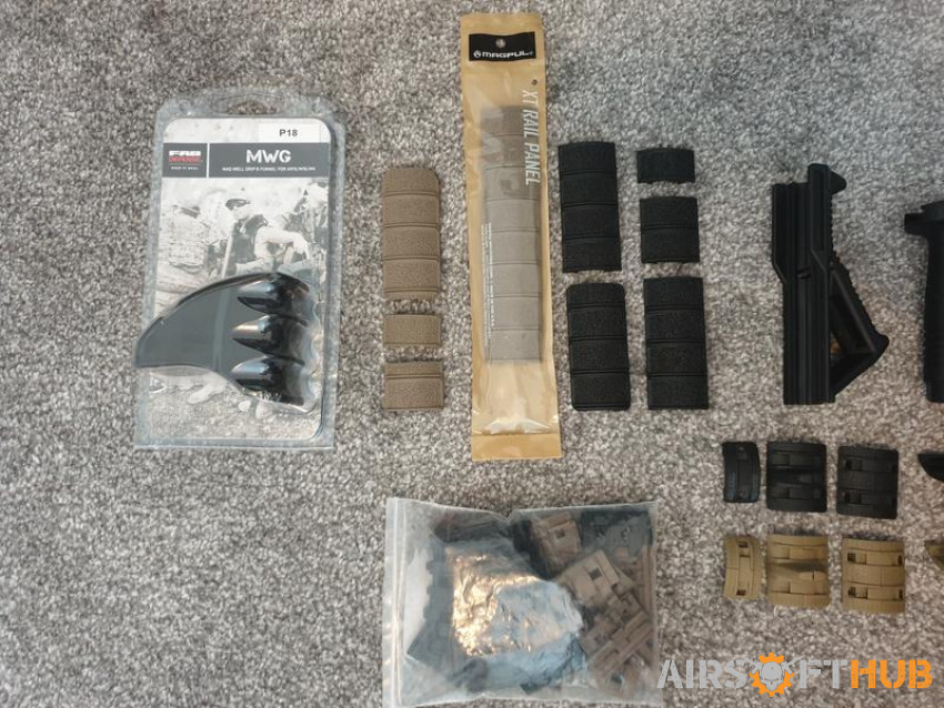 Bundle Of Grips And Covers - Used airsoft equipment