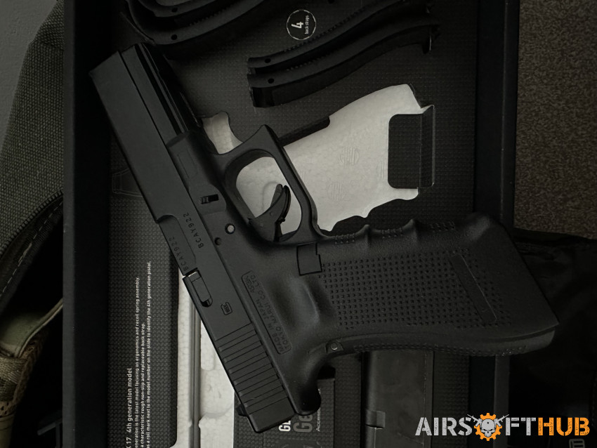 Tokyo Marui Glock 17 Gen 4 - Used airsoft equipment