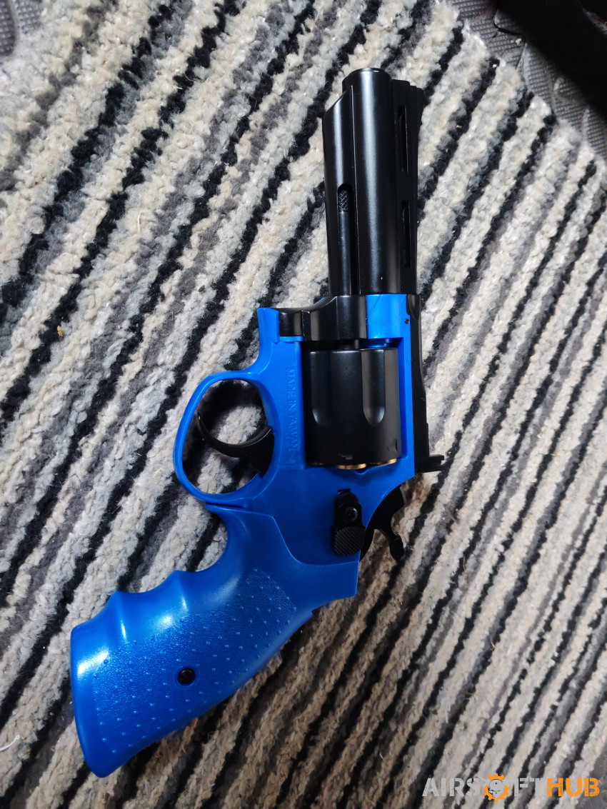 Hfc hg132 gas revolver - Used airsoft equipment
