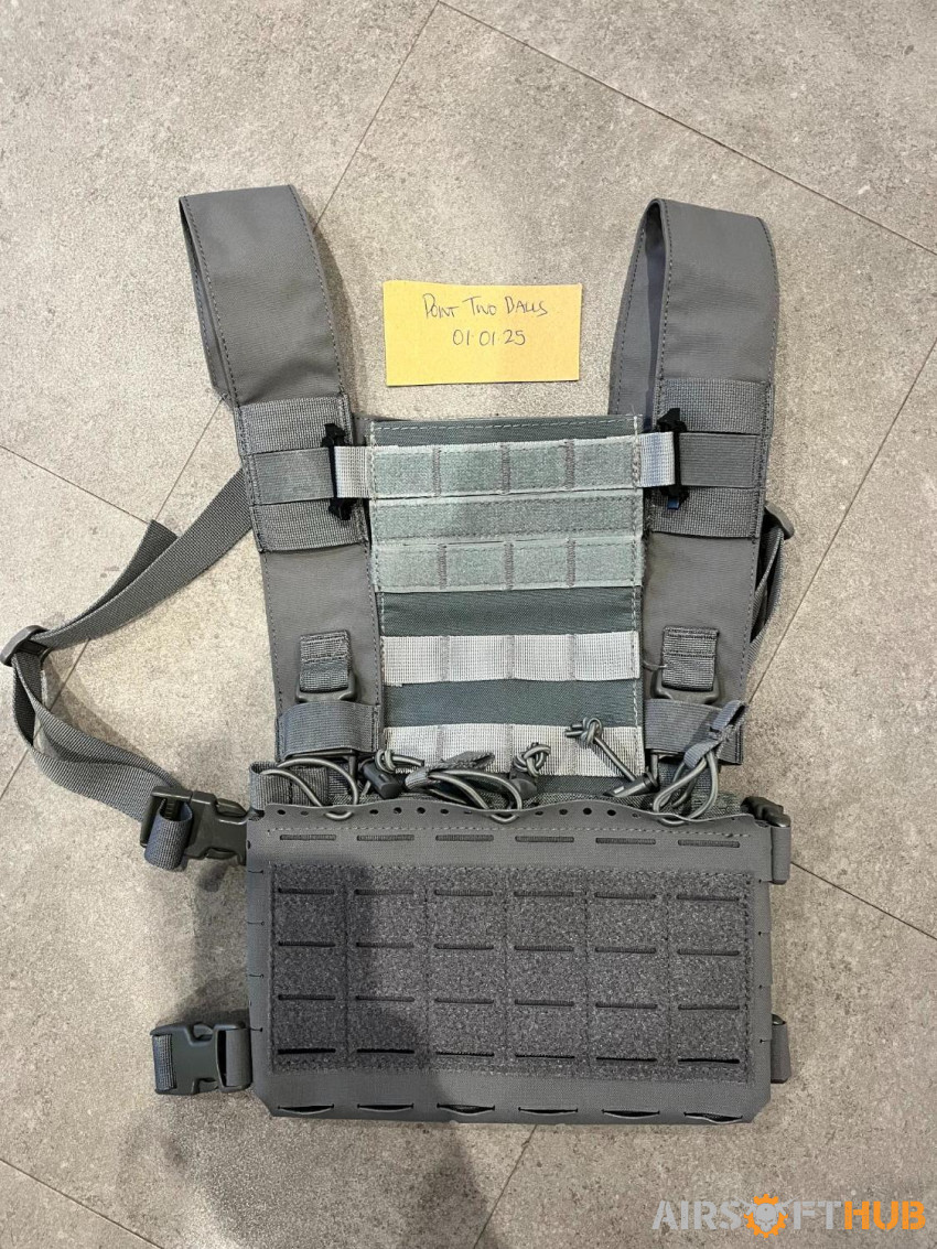 Grey Chest Rig - Used airsoft equipment