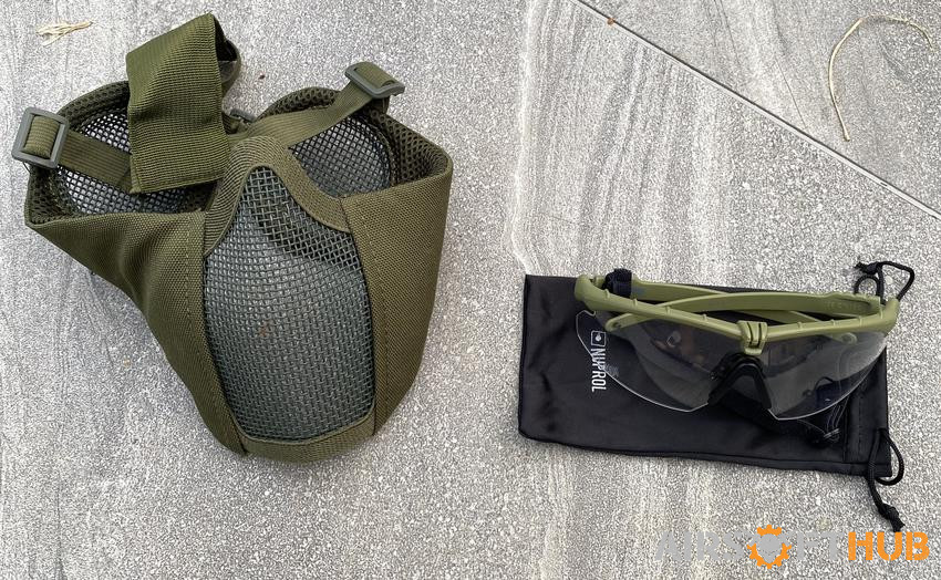 Assorted MOLLE & Other Gear - Used airsoft equipment