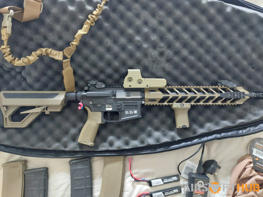 SA-E13 + All items - Used airsoft equipment
