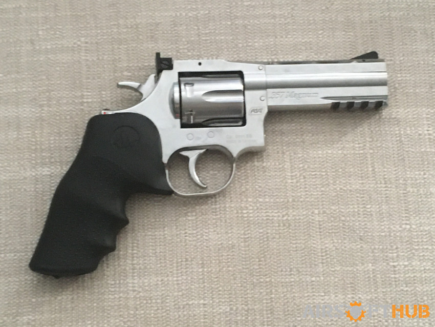 New dan wesson revolver - Used airsoft equipment