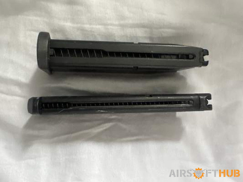 Pistol magazines - Used airsoft equipment