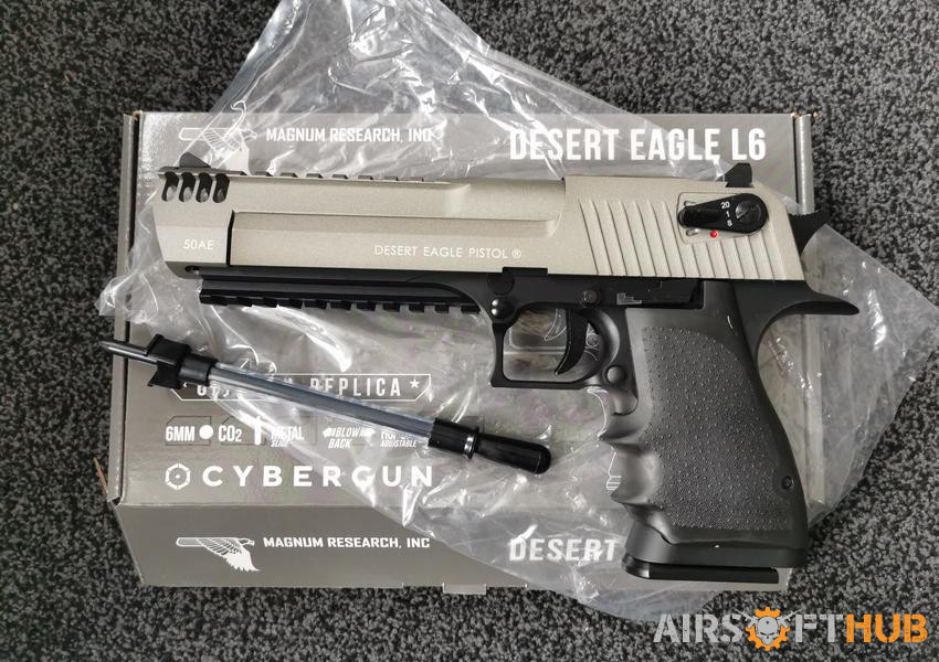 Desert Eagle by Cybergun CO2 - Used airsoft equipment