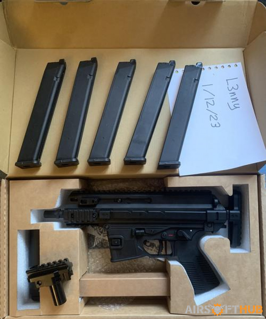 Maruyama SCW-9 (APC9K)+5 Mags - Used airsoft equipment