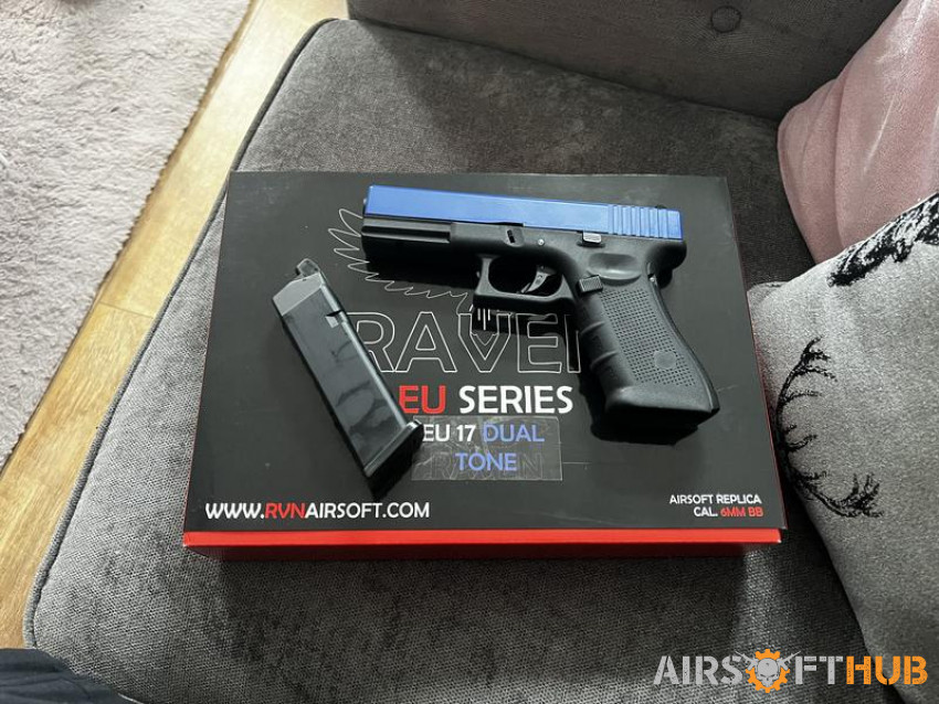 RAVEN EU17 AIRSOFT GBB PISTOL - Used airsoft equipment