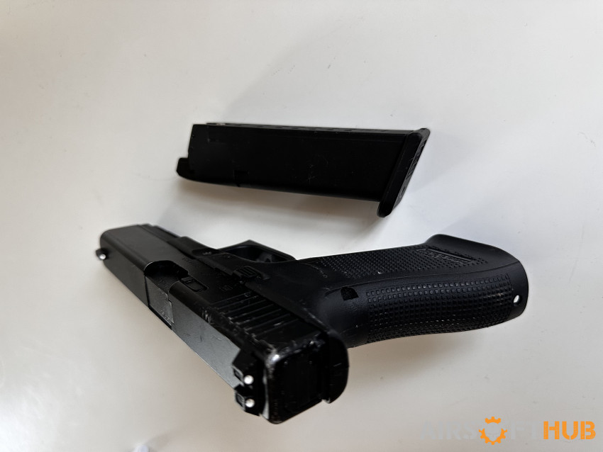 Umarex Glock 17 Gen5 gas pisto - Used airsoft equipment