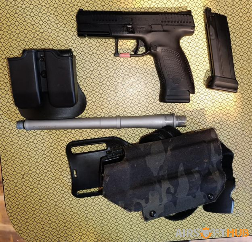 Pistol, holster, barrel, pouch - Used airsoft equipment