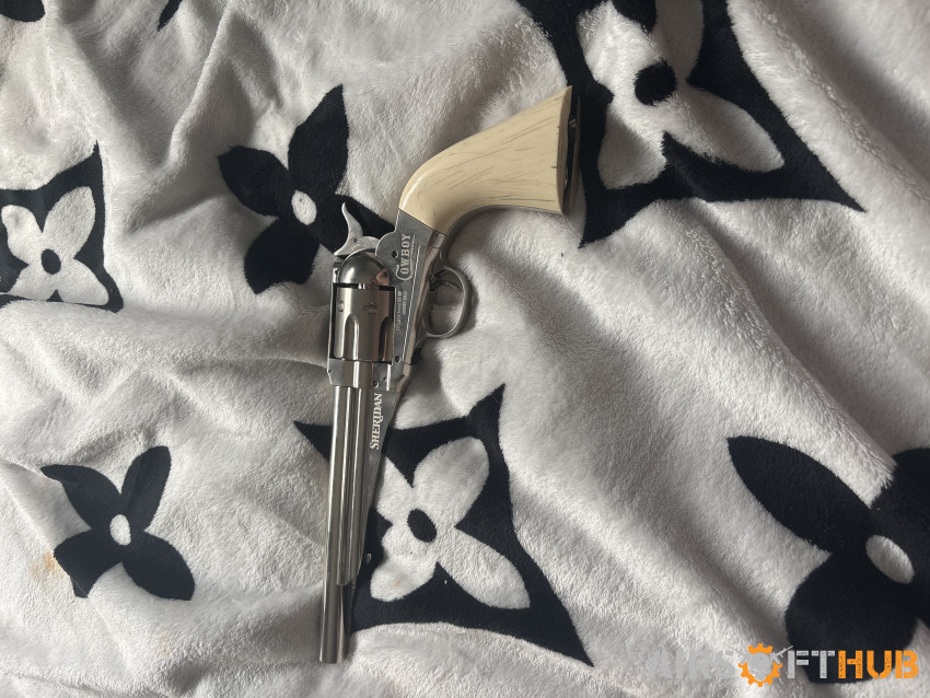 Crosman 1875 revolver - Used airsoft equipment