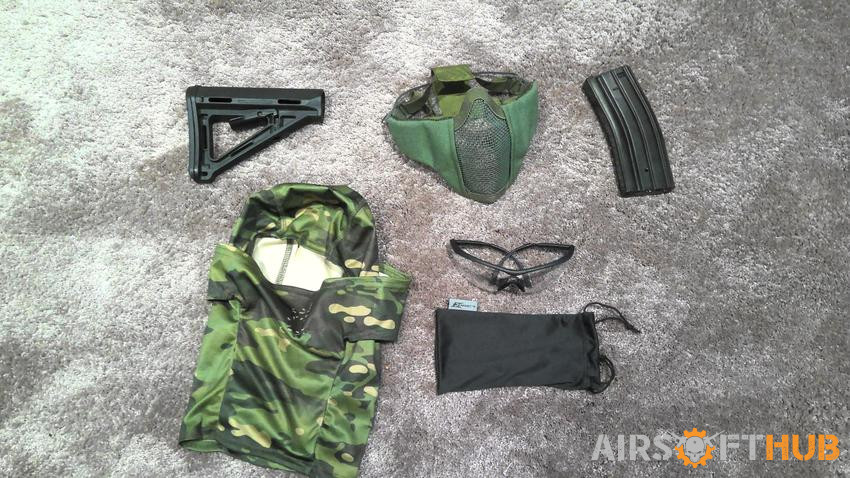 Bunch of stuff - Used airsoft equipment