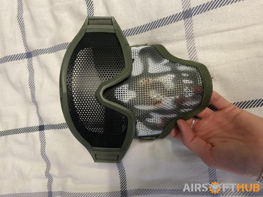 Mesh mask and goggles - Used airsoft equipment
