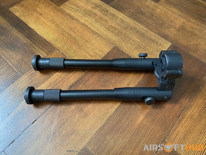 Clamp-on metal bipod - Used airsoft equipment
