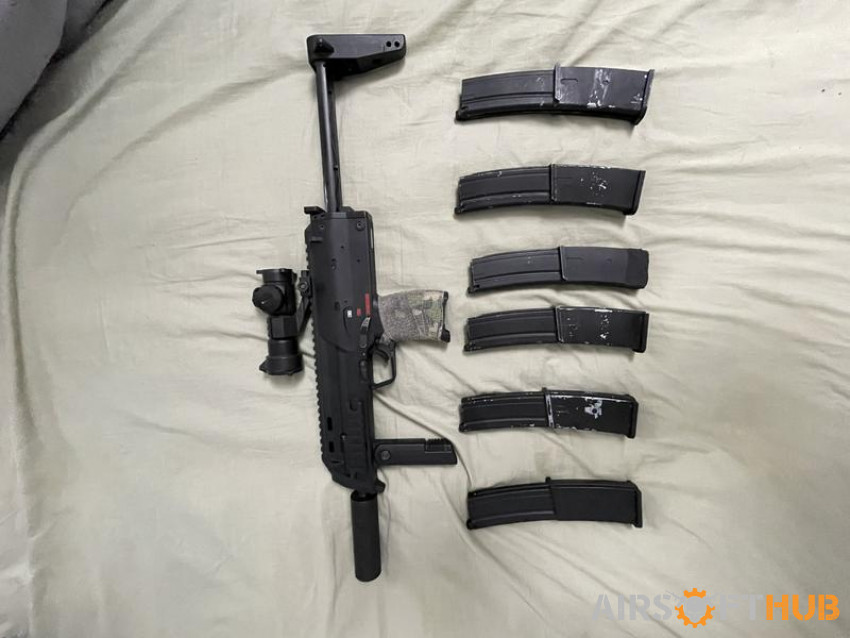 We mp7 gbb with 6 mags - Used airsoft equipment