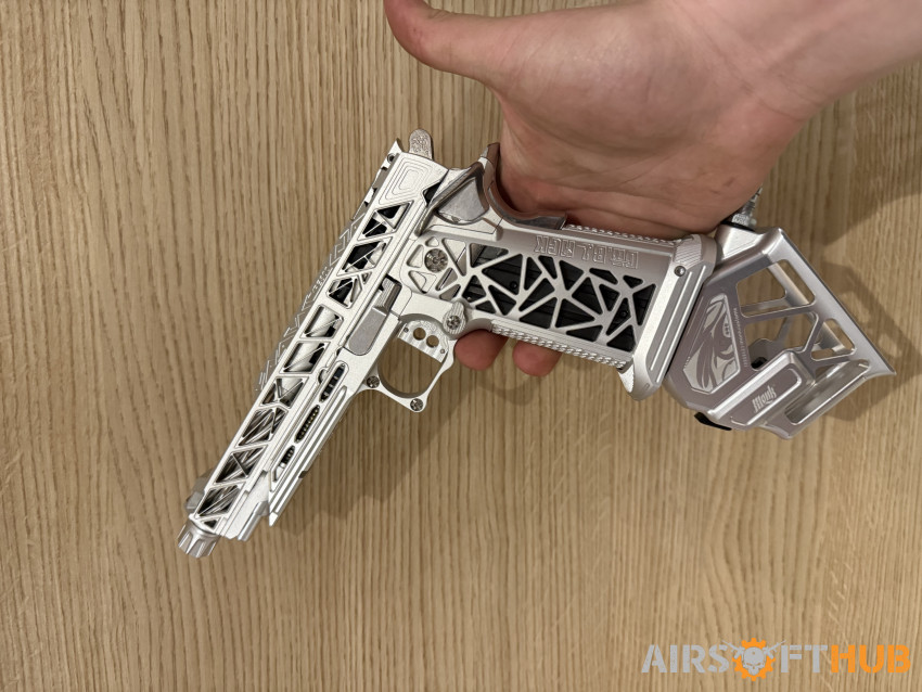Fully Custom 5.1 Silver Hi Cap - Used airsoft equipment