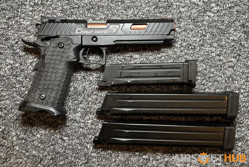JW3 Combat Master & 2 XL Mags - Used airsoft equipment