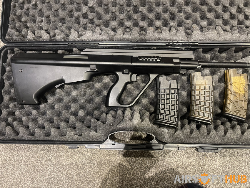 Snow wolf AUG - Used airsoft equipment