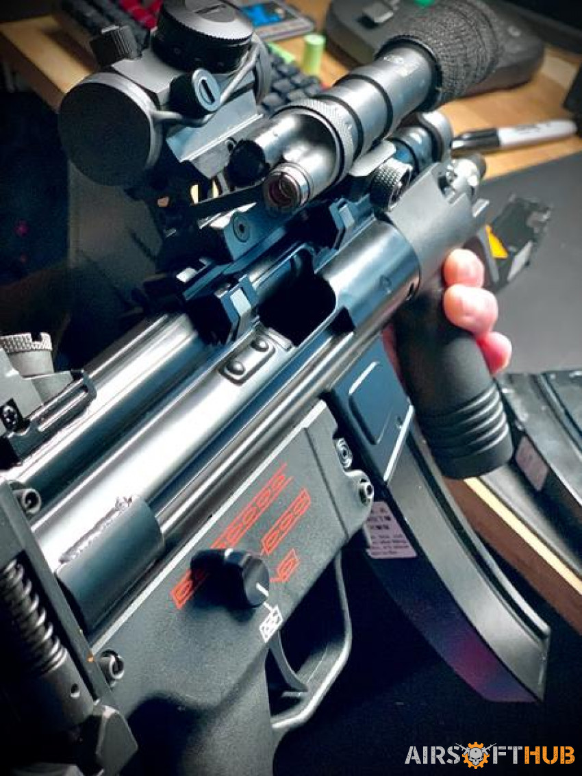 WE Apache MP5-K w/ 5x magazine - Used airsoft equipment