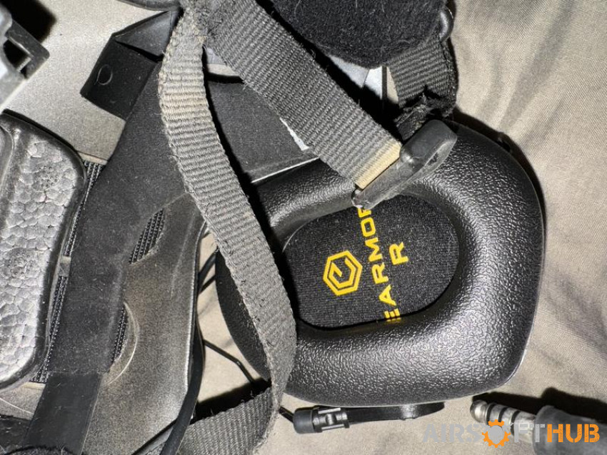 Helmet, Headset & PTT - Used airsoft equipment